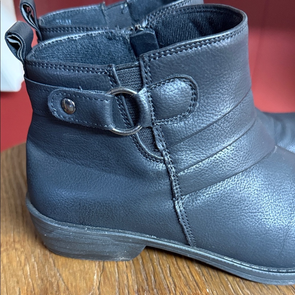Easy Street Black Women’s black Boots - Picture 6 of 10